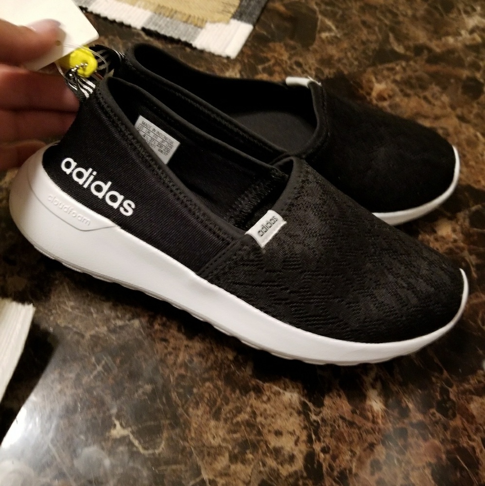 Brand new Adidas sneakers size 6